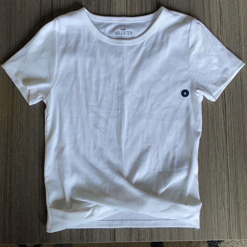 hollister white top